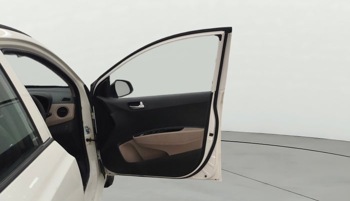 2015 Hyundai Grand i10 SPORTZ 1.2 KAPPA VTVT, Petrol, Manual, 42,040 km, RHS Front Door