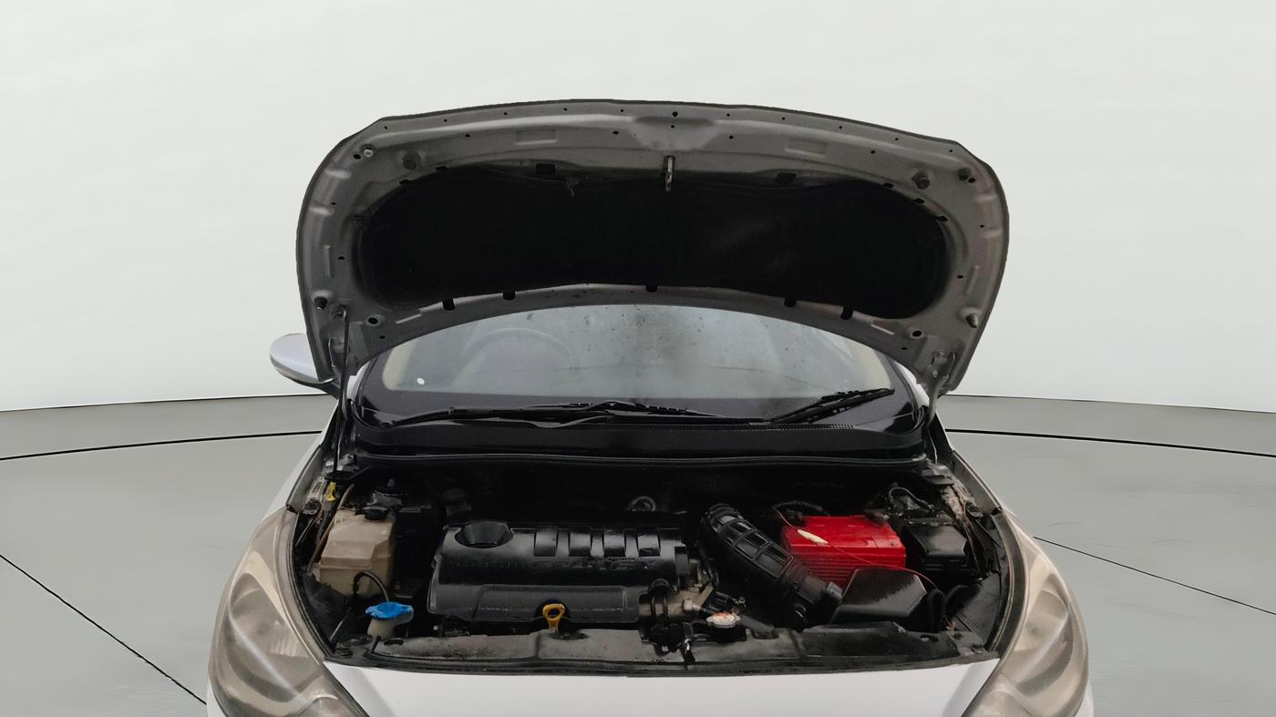 2013 Hyundai Verna FLUIDIC 1.6 CRDI SX, Diesel, Manual, 95,225 km, Open Bonet
