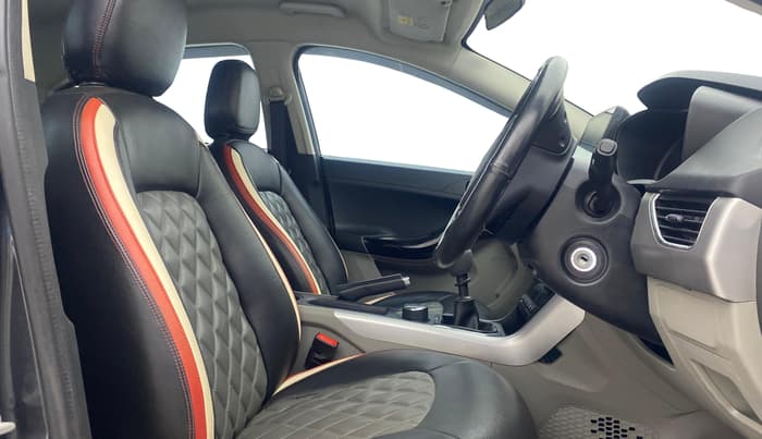 2018 Tata NEXON XT PETROL, Petrol, Manual, 61,927 km, Right Side Front Door Cabin