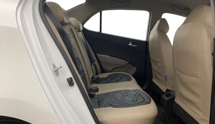 2015 Hyundai Xcent S 1.2, Petrol, Manual, 72,845 km, Right Side Rear Door Cabin