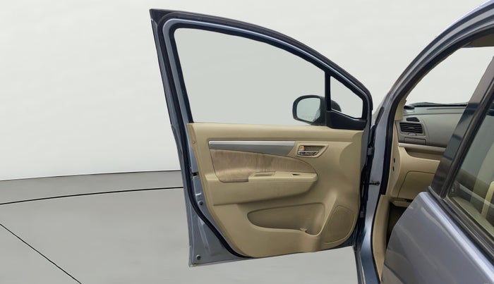 2013 Maruti Ertiga VXI, Petrol, Manual, 74,135 km, LHS Front Door