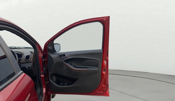 2018 Ford FREESTYLE TITANIUM PLUS 1.2 PETROL, Petrol, Manual, 67,168 km, RHS Front Door