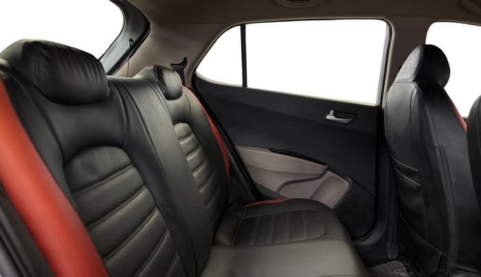 2019 Hyundai Grand i10 SPORTZ 1.2 KAPPA VTVT, Petrol, Manual, 43,512 km, Right Side Rear Door Cabin