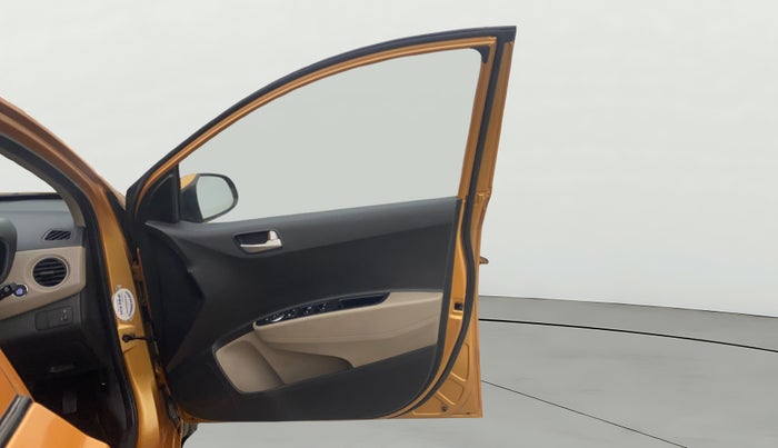 2015 Hyundai Grand i10 ASTA AT 1.2 KAPPA VTVT, Petrol, Automatic, 77,552 km, RHS Front Door