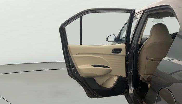 2022 Hyundai NEW SANTRO SPORTZ MT, Petrol, Manual, 23,104 km, LHS Rear Door