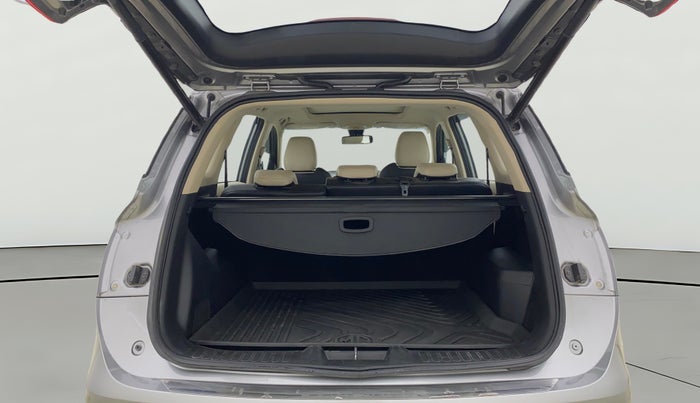 2021 MG HECTOR SHARP 1.5 PETROL CVT, Petrol, Automatic, 1,00,401 km, Boot Open Zoomed View