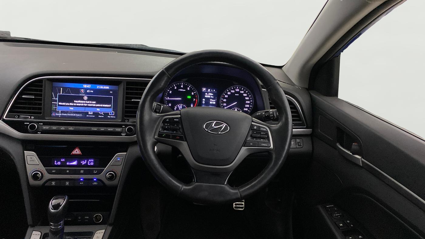 2018 Hyundai New Elantra 2.0 SX(O) AT PETROL, Petrol, Automatic, 64,464 km, Steering Wheel Close Up