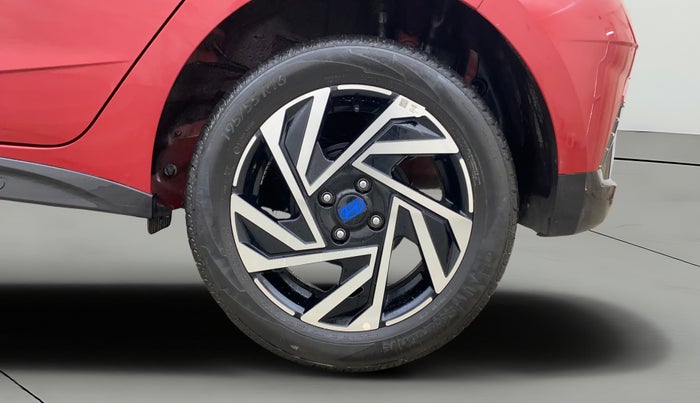 2023 Hyundai NEW I20 ASTA (O) 1.2 MT, Petrol, Manual, 10,012 km, Left Rear Wheel