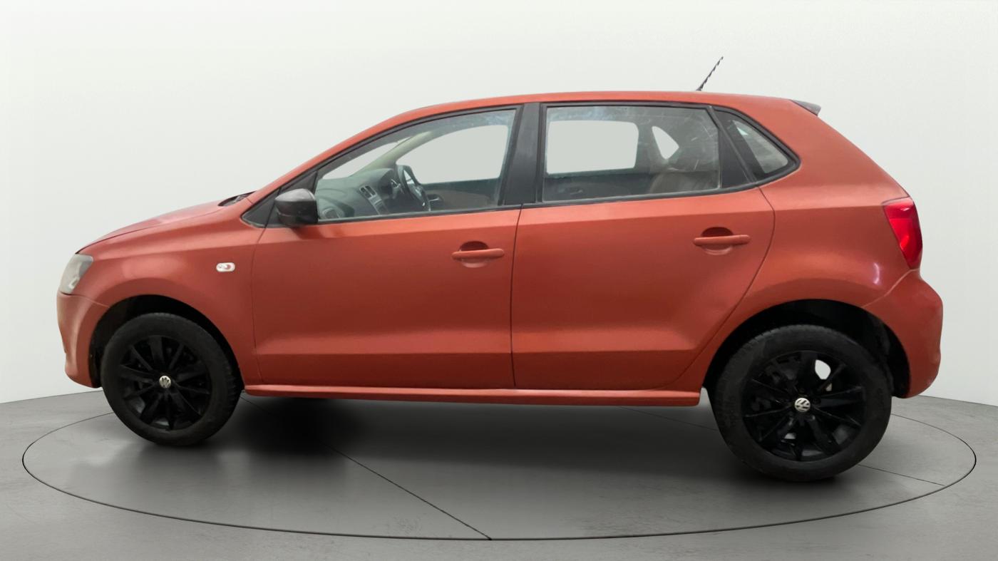 2014 Volkswagen Polo HIGHLINE1.2L, Petrol, Manual, 77,155 km, Left Side
