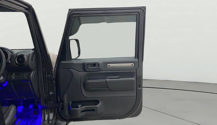 2023 Mahindra Thar LX HARD TOP 4WD MT, Diesel, Manual, 36,893 km, RHS Rear Door