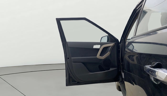 2016 Hyundai Creta SX PLUS 1.6 PETROL, Petrol, Manual, 75,687 km, LHS Front Door