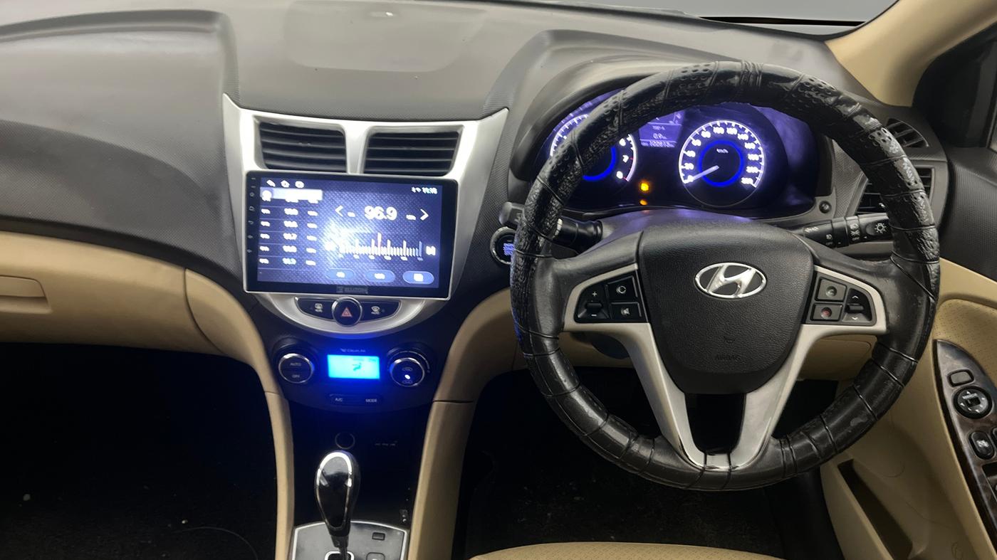 2013 Hyundai Verna FLUIDIC 1.6 VTVT SX OPT AT, Petrol, Automatic, 1,02,812 km, Steering Wheel Close Up