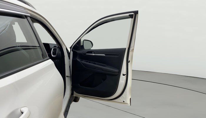 2021 KIA SONET HTK PLUS 1.2, Petrol, Manual, 26,883 km, RHS Front Door