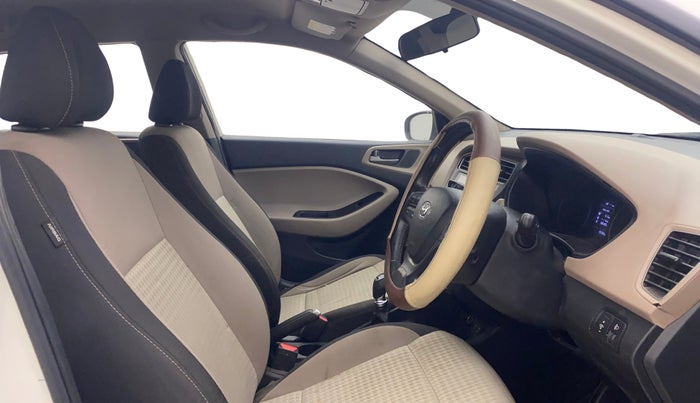 2018 Hyundai Elite i20 ASTA 1.2 (O), Petrol, Manual, 95,768 km, Right Side Front Door Cabin