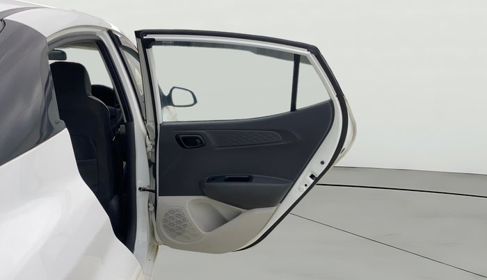 2022 Hyundai AURA S 1.2 CNG, CNG, Manual, 9,976 km, RHS Rear Door