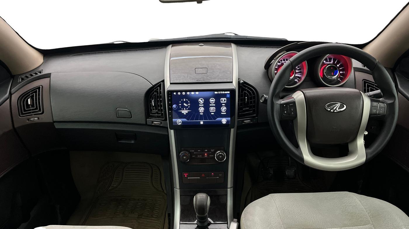 2014 Mahindra XUV500 W6, Diesel, Manual, 7,002 km, Dashboard