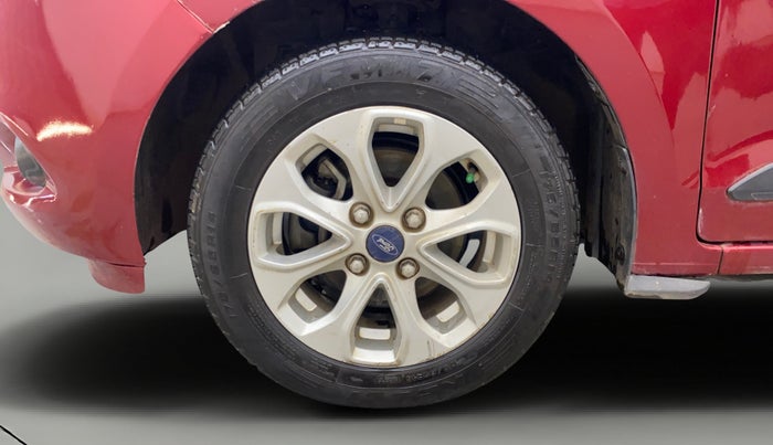 2015 Ford New Figo TREND 1.5L DIESEL, Diesel, Manual, 1,17,596 km, Left Front Wheel