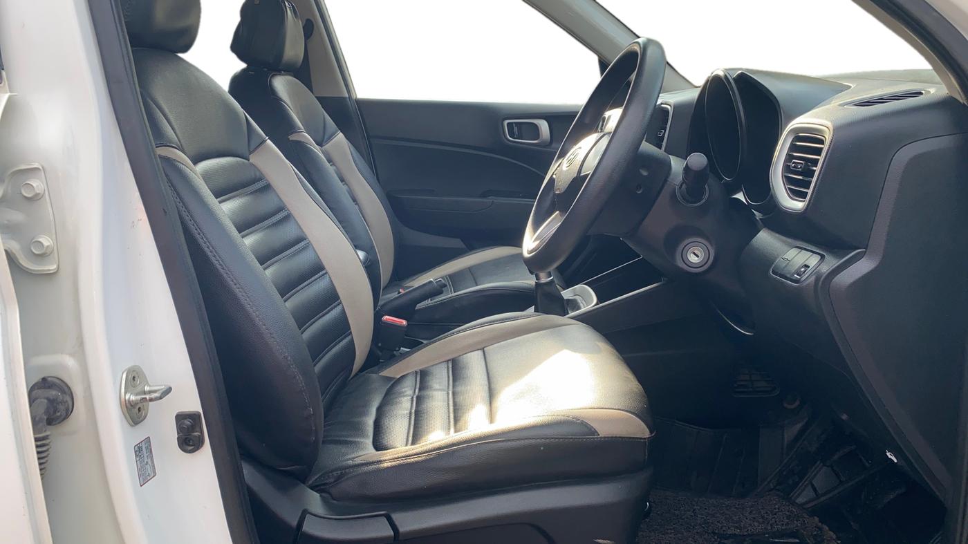 2020 Hyundai VENUE S 1.0 TURBO MT, Petrol, Manual, 36,424 km, Right Side Front Door Cabin