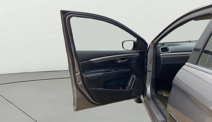 2016 Maruti Ciaz ZXI+, Petrol, Manual, 1,16,456 km, LHS Front Door