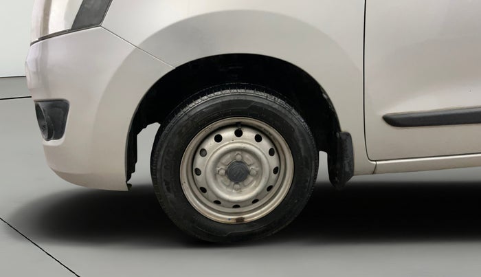 2017 Maruti Wagon R 1.0 LXI CNG, CNG, Manual, 69,553 km, Left Front Wheel