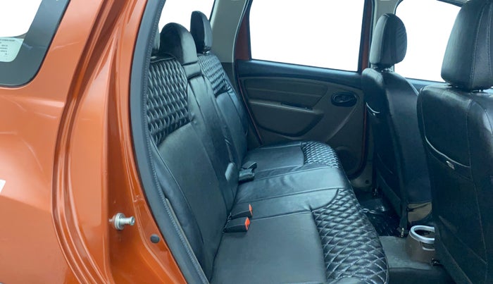 2018 Renault Duster 85 PS RXS MT DIESEL, Diesel, Manual, 1,09,227 km, Right Side Rear Door Cabin