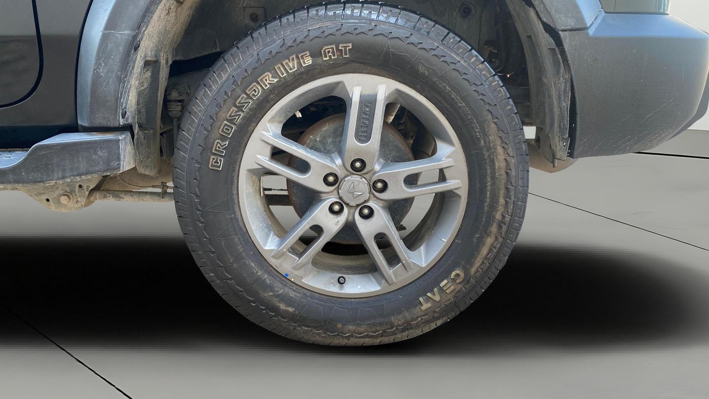 2023 Mahindra Thar LX HT PETROL 4WD MT, Petrol, Manual, 64,185 km, Left Rear Wheel
