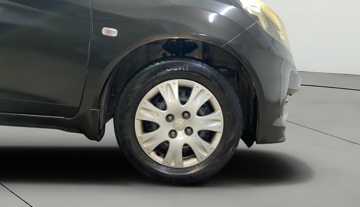 2015 Honda Amaze 1.2L I-VTEC S, Petrol, Manual, 92,331 km, Right Front Wheel