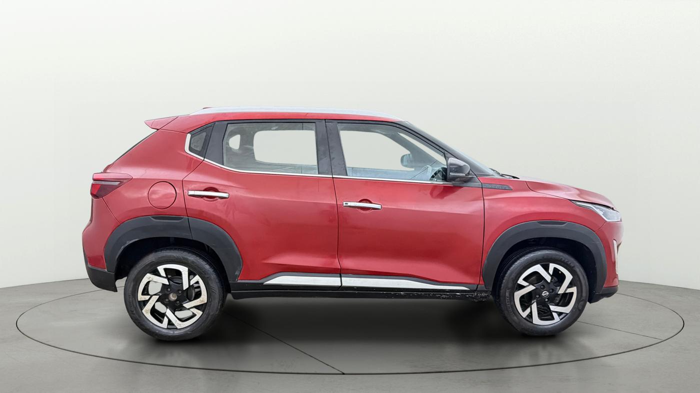 2022 Nissan MAGNITE XV PREMIUM TURBO CVT, Petrol, Automatic, 46,174 km, Right Side View