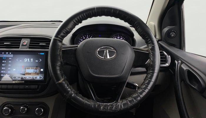 2018 Tata Tiago XT PETROL, Petrol, Manual, 1,03,888 km, Steering Wheel Close Up