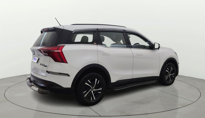 2022 Mahindra XUV700 MX P MT 5 STR, Petrol, Manual, 12,995 km, Right Back Diagonal