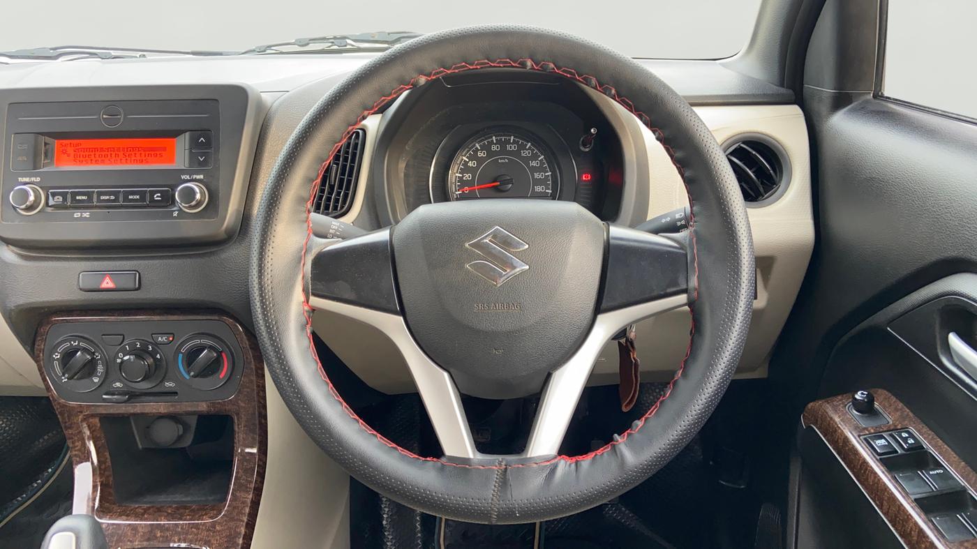 2020 Maruti New Wagon-R VXI 1.0 AMT, Petrol, Automatic, 31,840 km, Steering Wheel Close Up