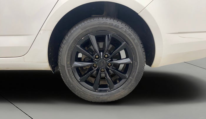 2015 Skoda Octavia ELEGANCE 1.8 TSI AT, Petrol, Automatic, 77,584 km, Left Rear Wheel