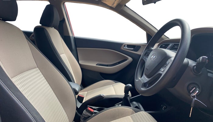 2020 Hyundai Elite i20 MAGNA PLUS 1.2, Petrol, Manual, 35,758 km, Right Side Front Door Cabin