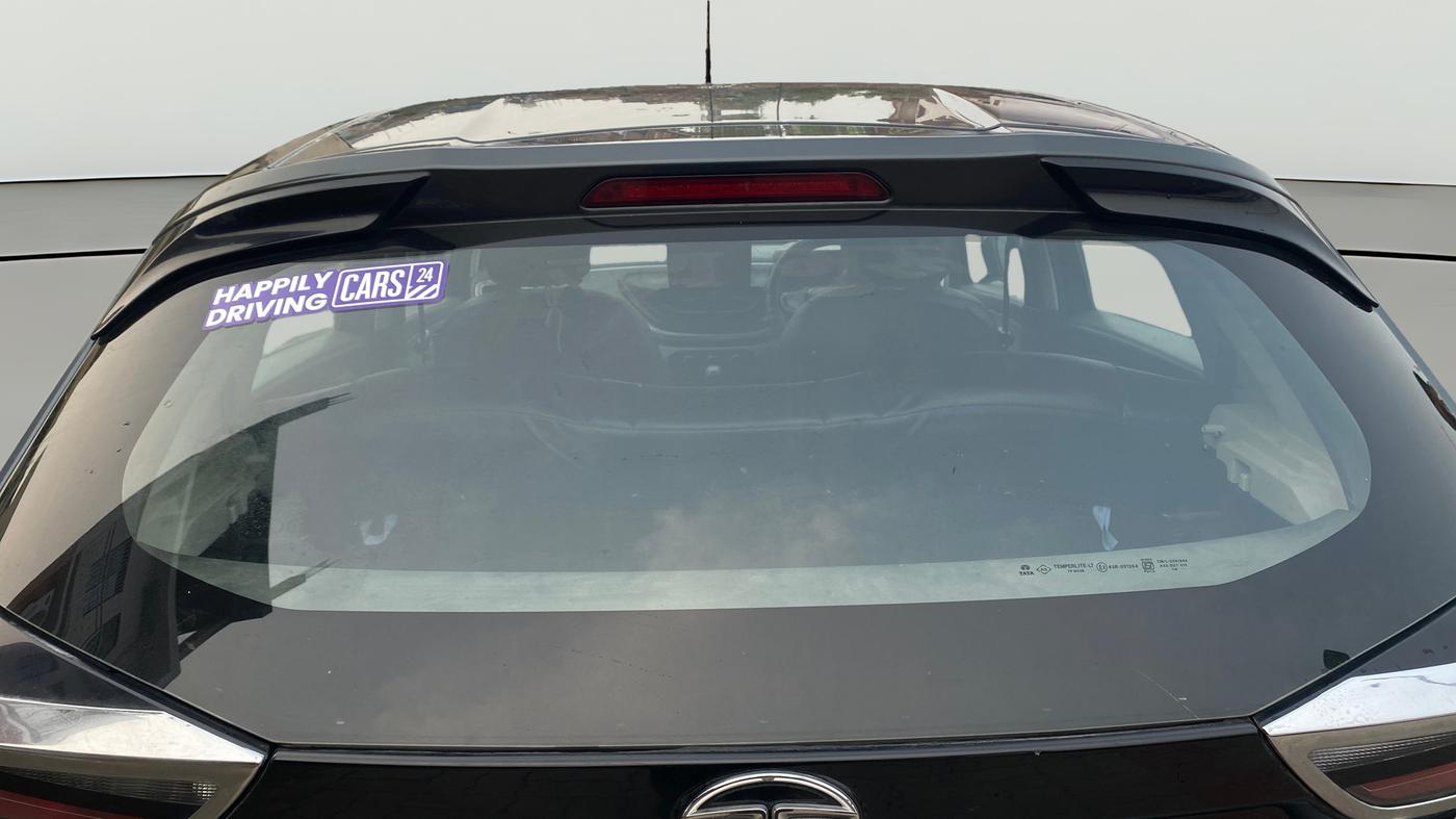 2020 Tata ALTROZ XE PETROL, Petrol, Manual, 28,442 km, Rear Windshield