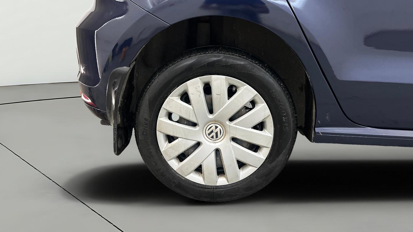 2015 Volkswagen Polo COMFORTLINE 1.2L, Petrol, Manual, 57,450 km, Right Rear Wheel