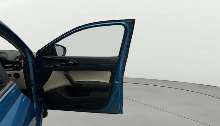 2023 Skoda SLAVIA AMBITION 1.0L TSI MT, Petrol, Manual, 51,751 km, RHS Front Door