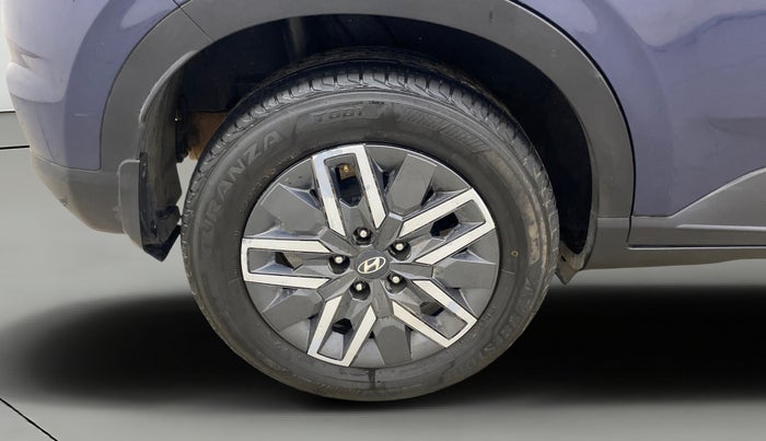 2021 Hyundai VENUE SX 1.5 CRDI, Diesel, Manual, 1,15,100 km, Right Rear Wheel