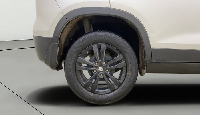 2018 Maruti Vitara Brezza ZDI, Diesel, Manual, 39,636 km, Right Rear Wheel