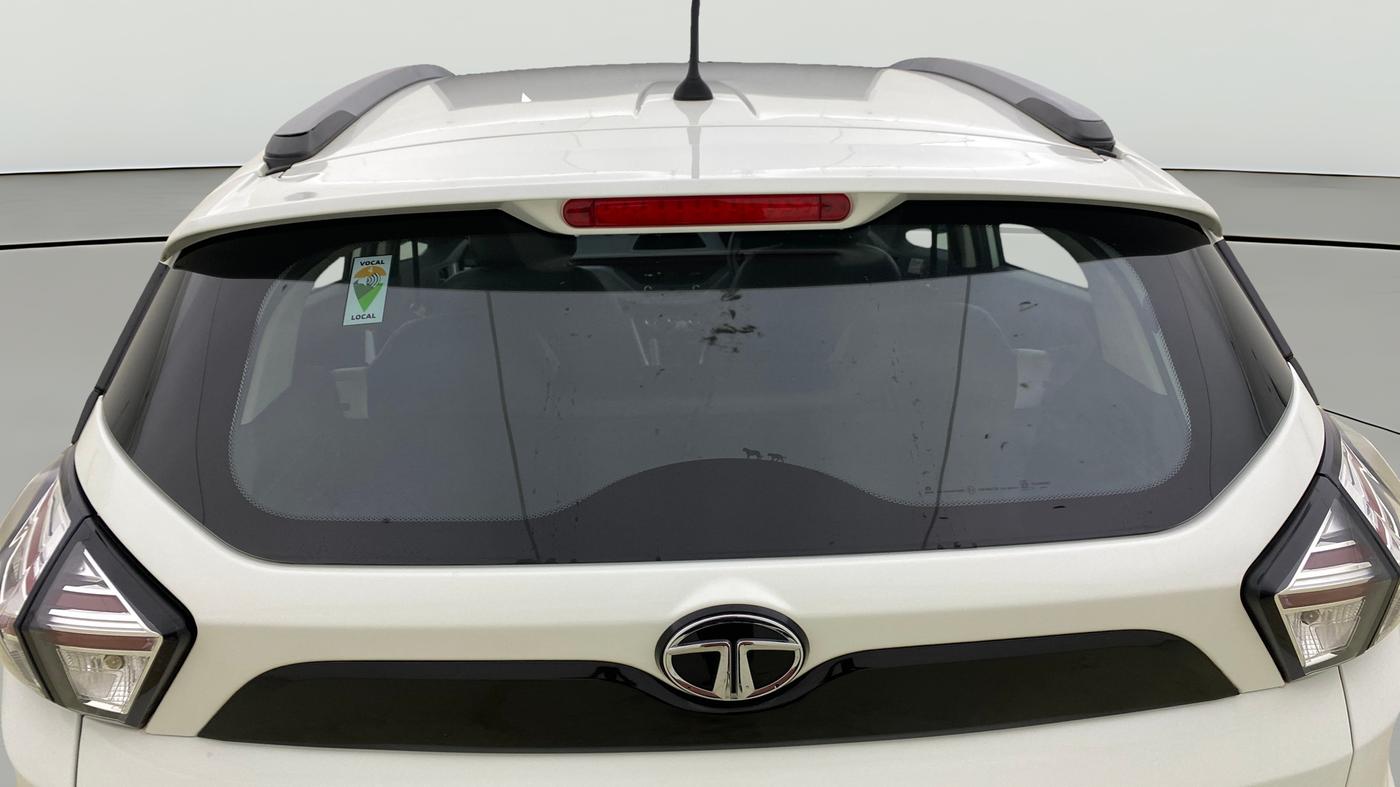 2022 Tata NEXON XMA SUNROOF PETROL, Petrol, Automatic, 14,378 km, Rear Windshield