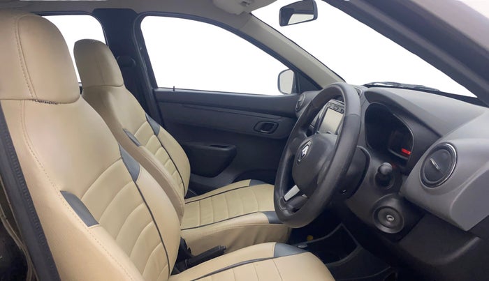 2017 Renault Kwid RXT 1.0 AMT, Petrol, Automatic, 29,536 km, Right Side Front Door Cabin