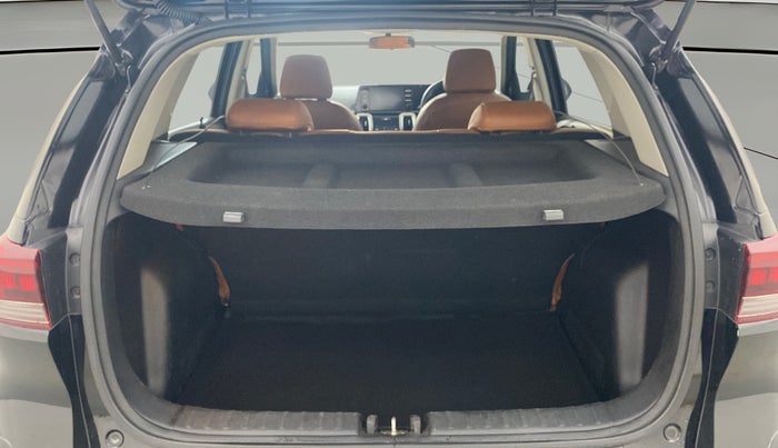 2020 KIA SONET HTX 1.5, Diesel, Manual, 66,884 km, Boot Open Zoomed View