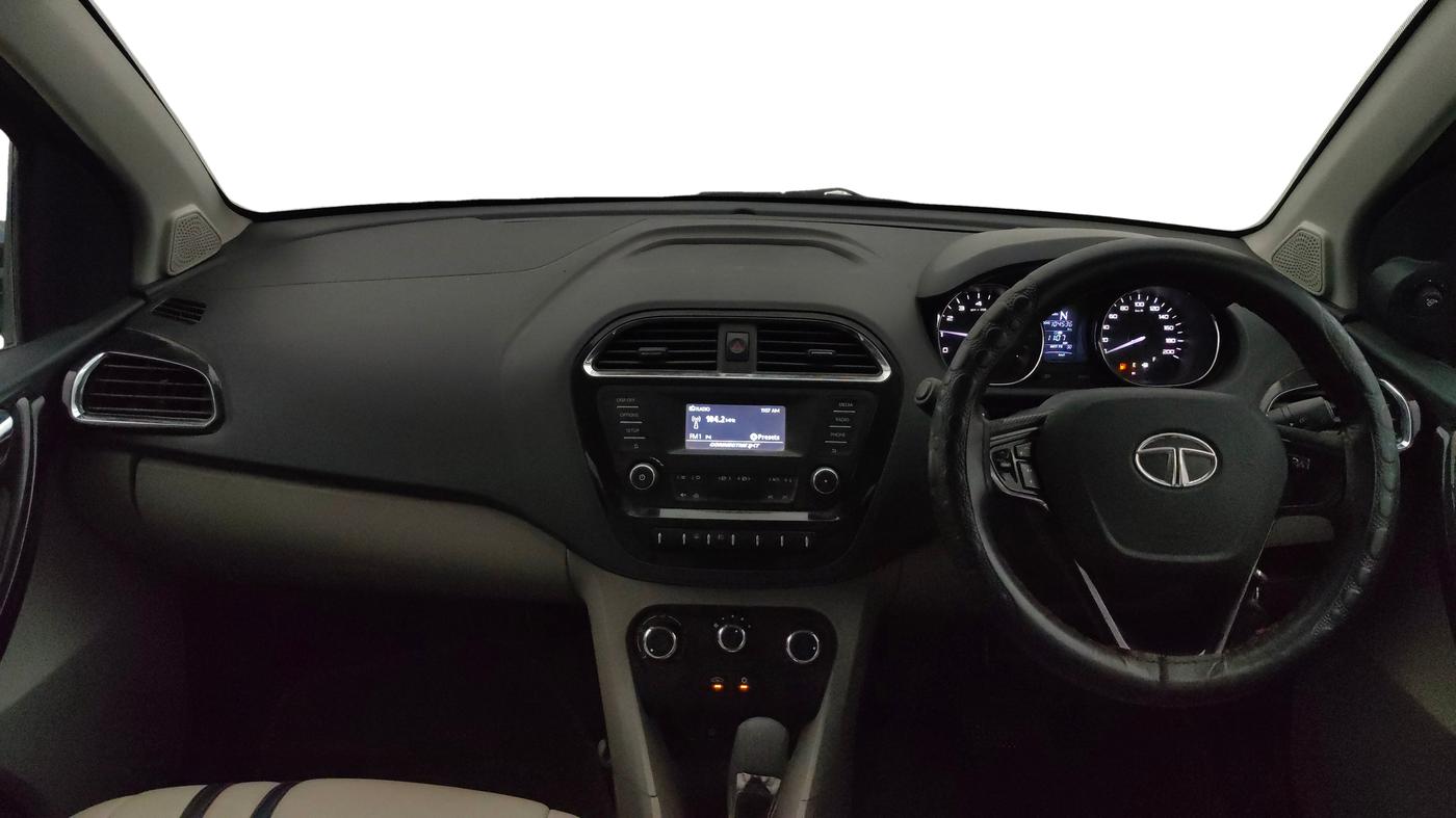 2018 Tata Tiago XZA PLUS PETROL, Petrol, Automatic, 1,04,525 km, Dashboard