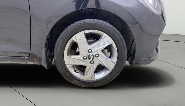 2022 Hyundai Verna SX 1.5 VTVT, Petrol, Manual, 67,082 km, Right Front Wheel