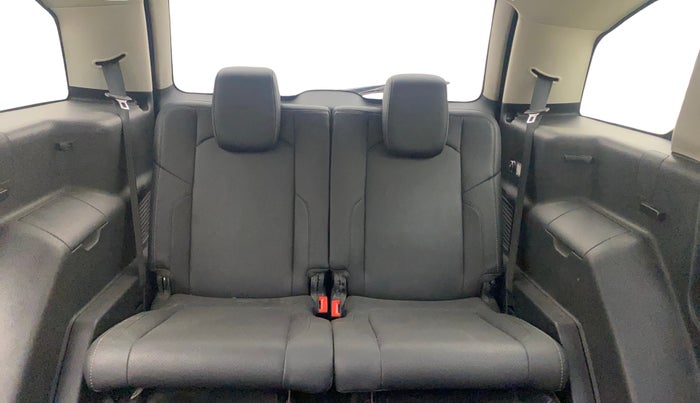 2017 Tata Hexa XTA 4X2 7 STR, Diesel, Automatic, 1,39,861 km, Third Seat Row ( optional )