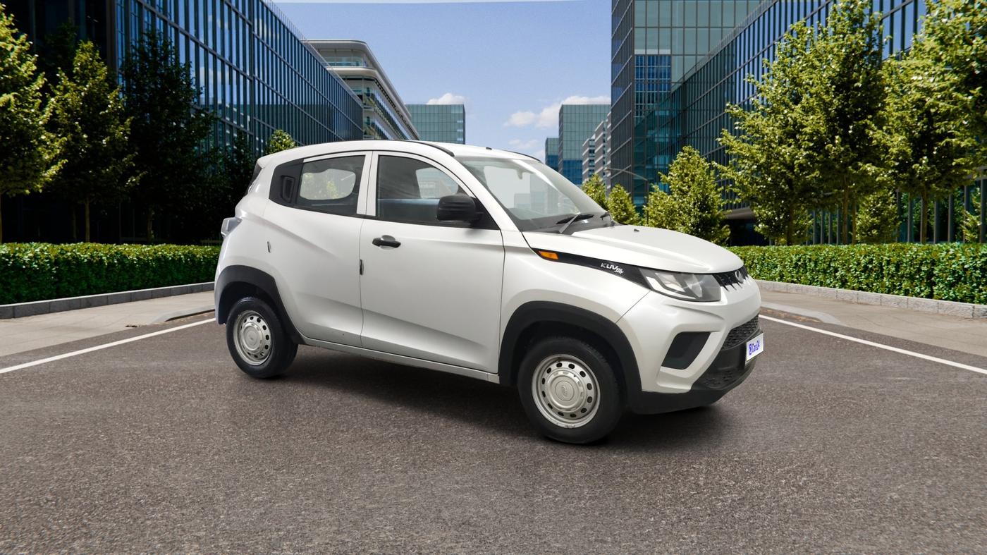 2018 Mahindra KUV 100 NXT K2+ P 6 STR, Petrol, Manual, 1,01,412 km, Right Front Diagonal