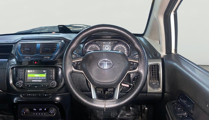 2017 Tata Hexa XT 4X2 6 STR, Diesel, Manual, 66,821 km, Steering Wheel Close Up