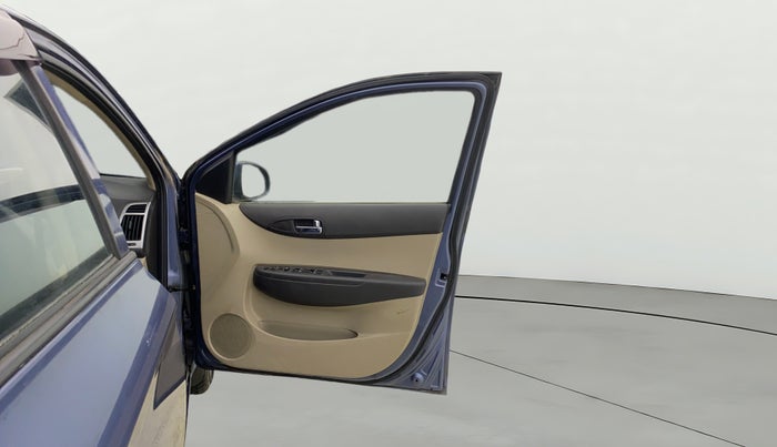 2014 Hyundai i20 MAGNA 1.2, Petrol, Manual, 18,133 km, RHS Front Door