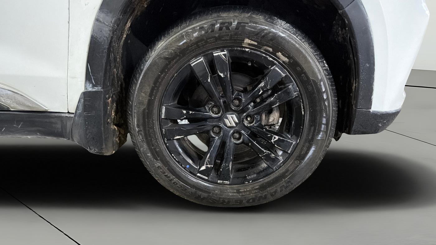 2019 Maruti Vitara Brezza VDI, Diesel, Manual, 68,648 km, Right Front Wheel