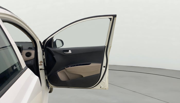 2015 Hyundai Grand i10 SPORTZ 1.2 KAPPA VTVT, Petrol, Manual, 69,920 km, RHS Front Door