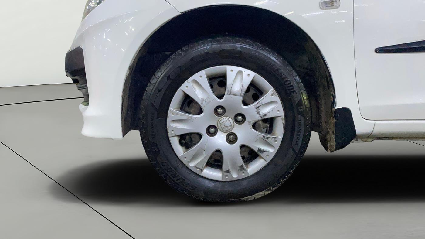 2014 Honda Brio S MT, Petrol, Manual, 83,424 km, Left Front Wheel